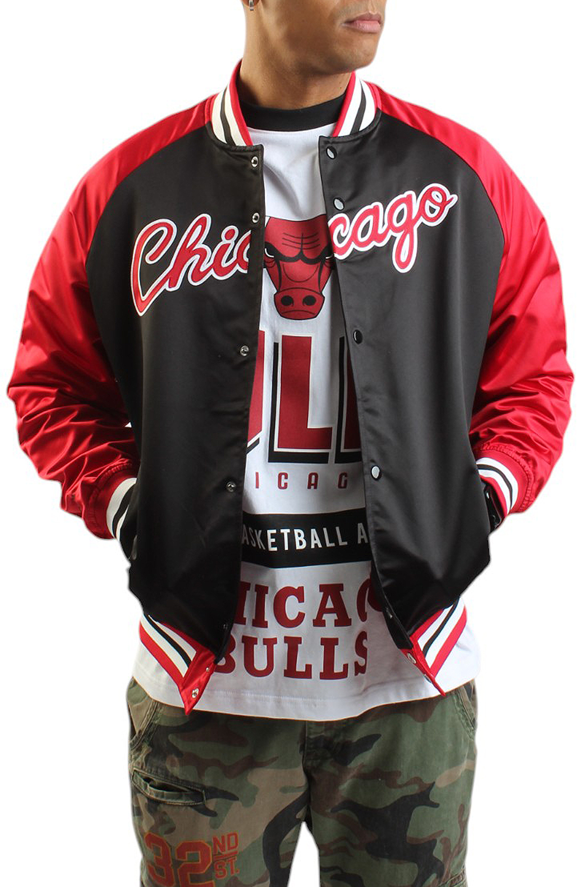 NBA Chicago Bulls Vintage Logo Satin Jacket