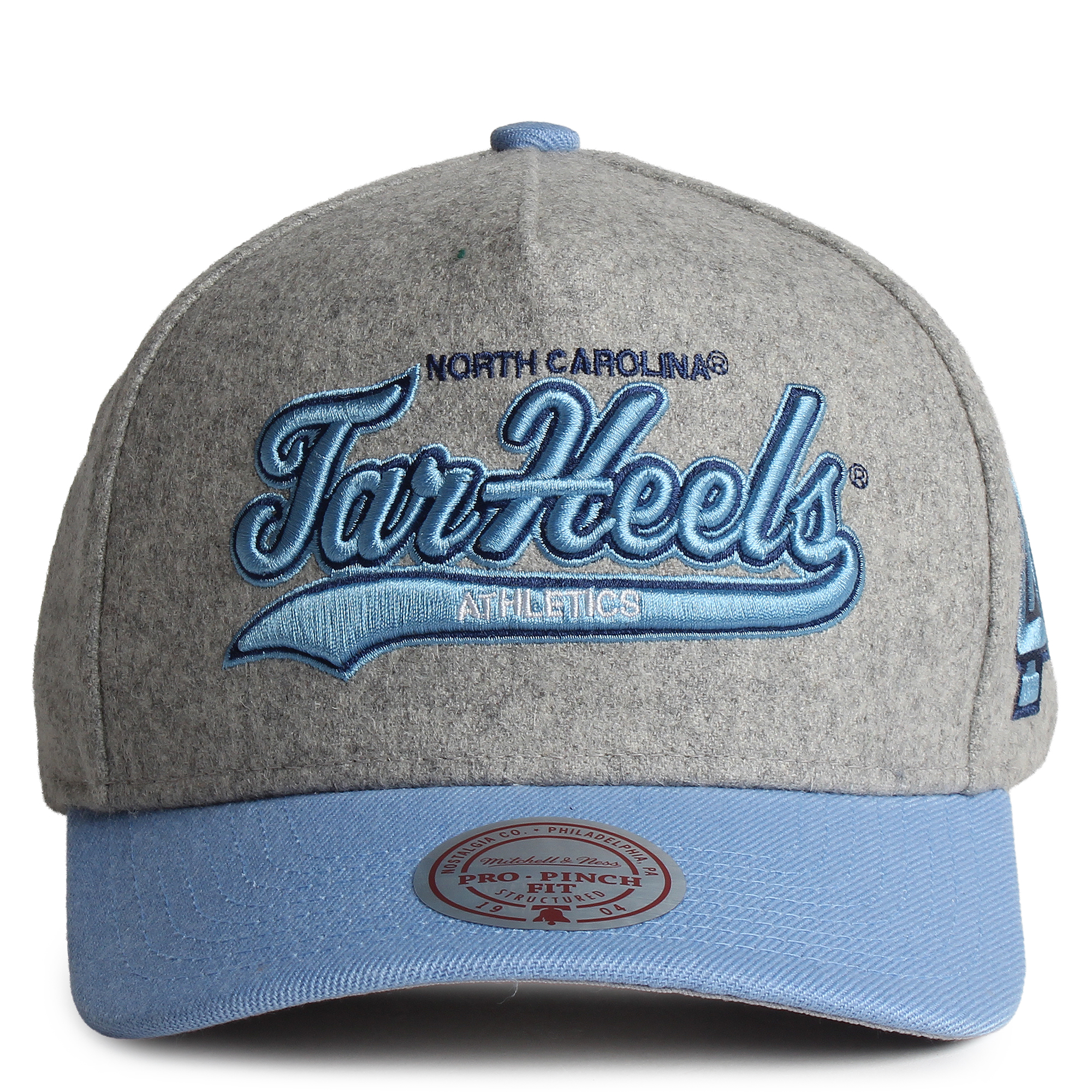 NCAA North Carolina Tar Heels Vintage Tailsweep Pro Pinch Snapback Hat