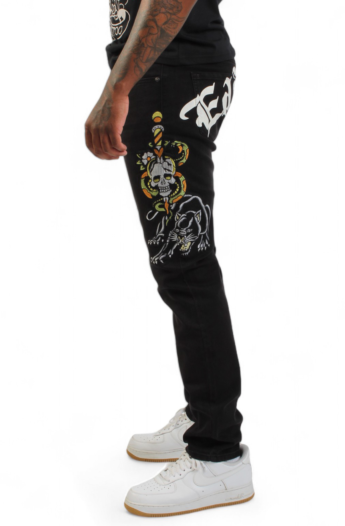 Dagger Skull Slim Taper Jean