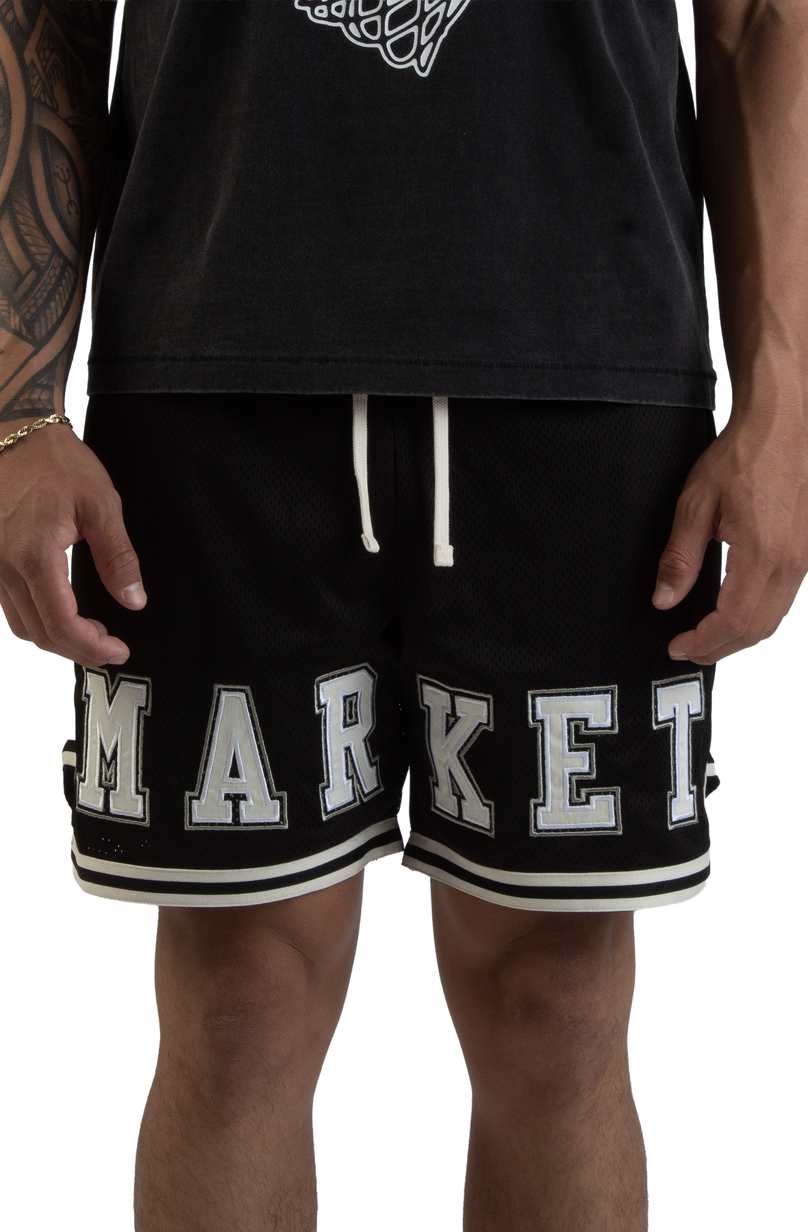 Market International Game Shorts