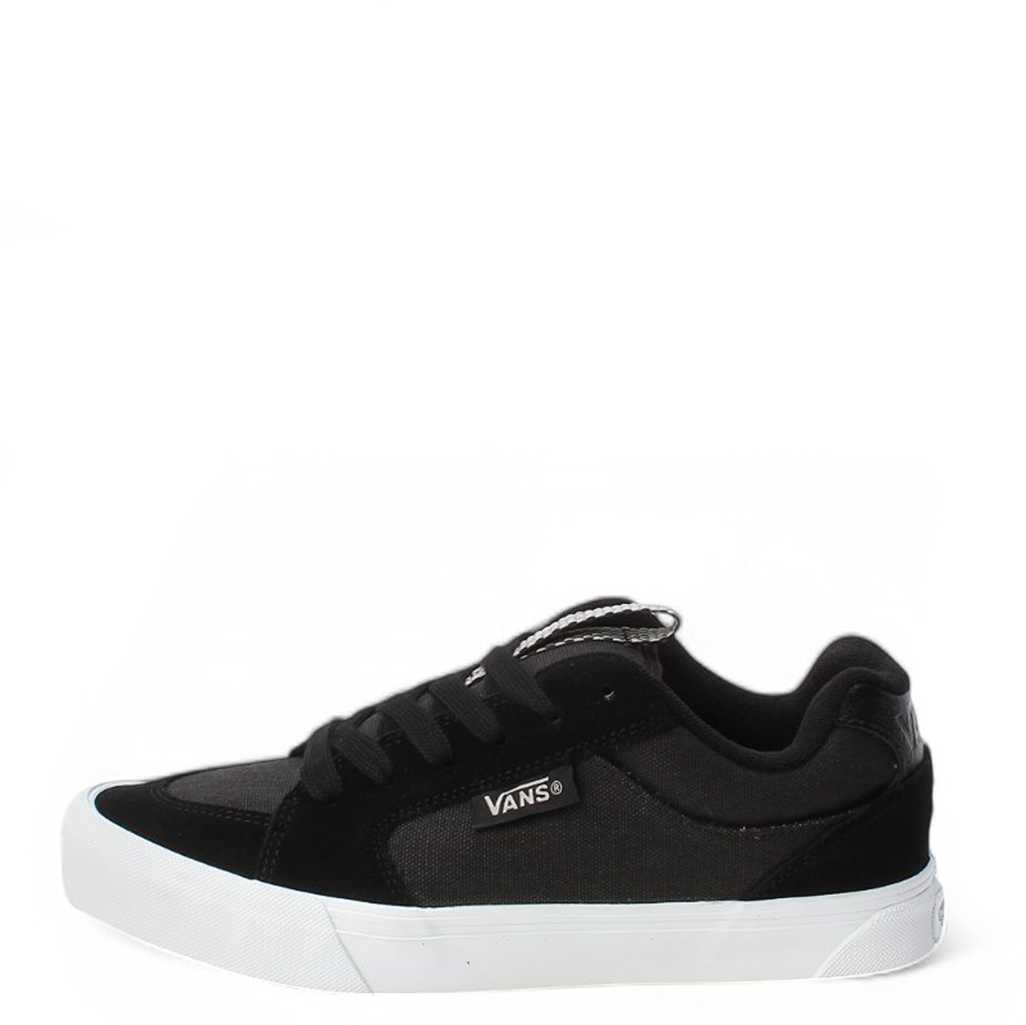 Chukka Canvas