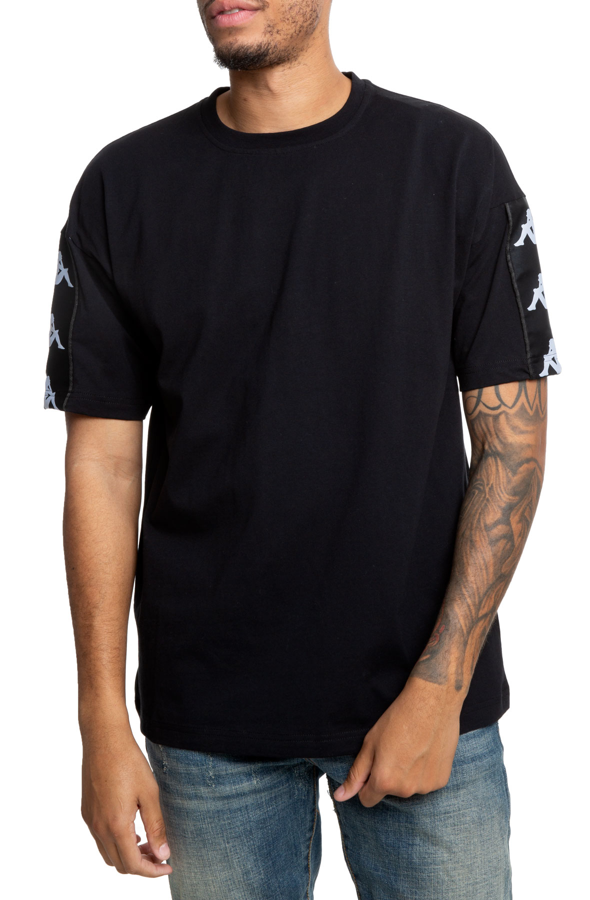 222 Banda 10 Cozy T-Shirt