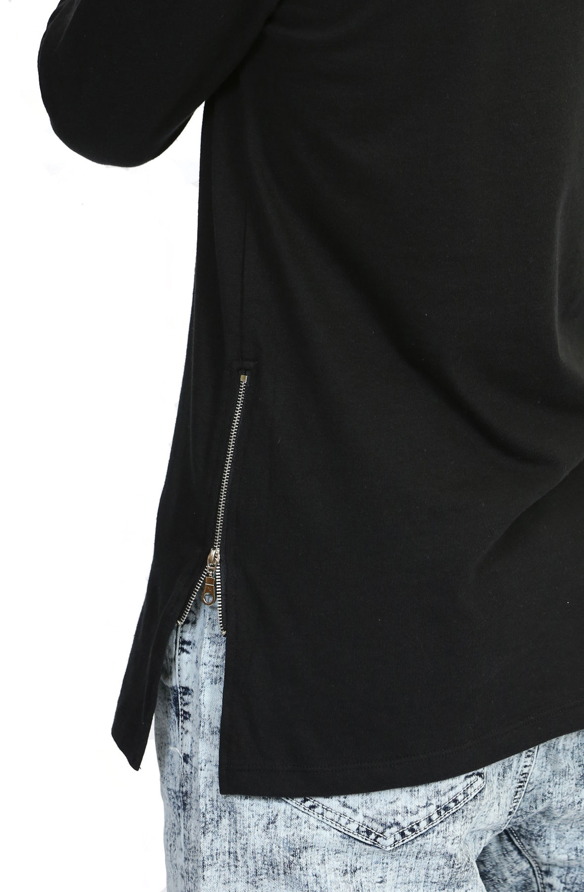 Zipper Long Tee in Black (Long Sleeve)