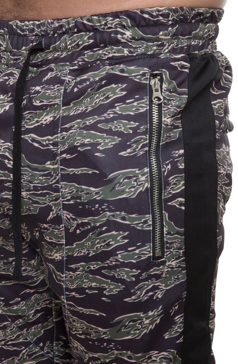 camo green pants