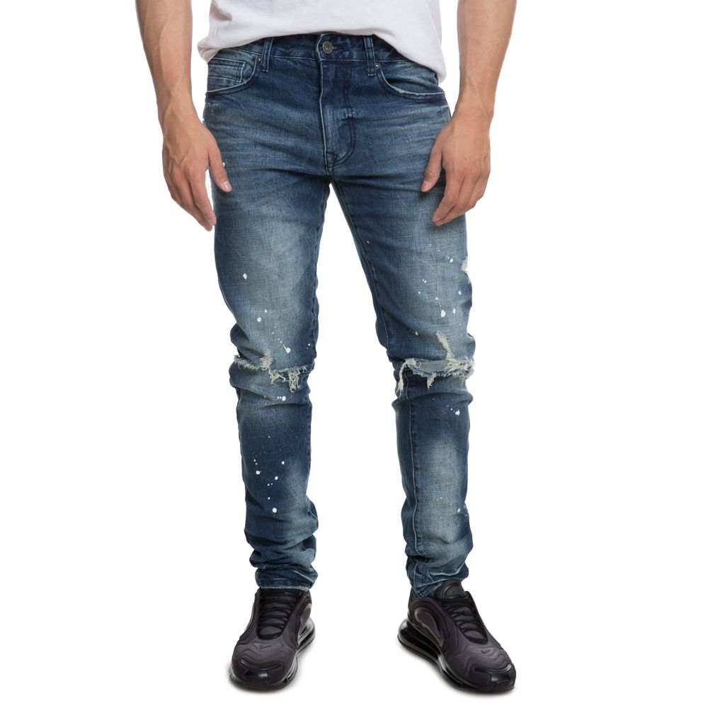 knee torn jeans