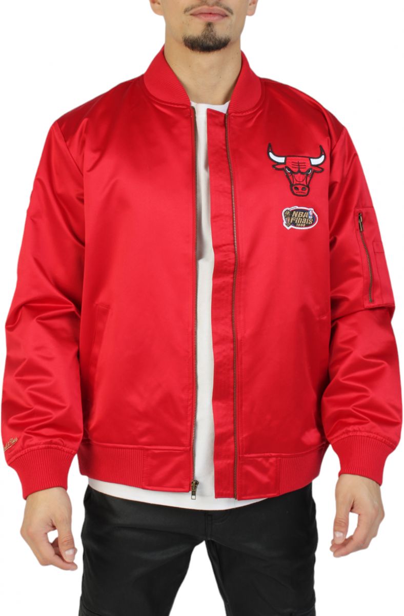 Mitchell & Ness NBA Championship Satin Chicago Bulls Bomber Jacket main image 0