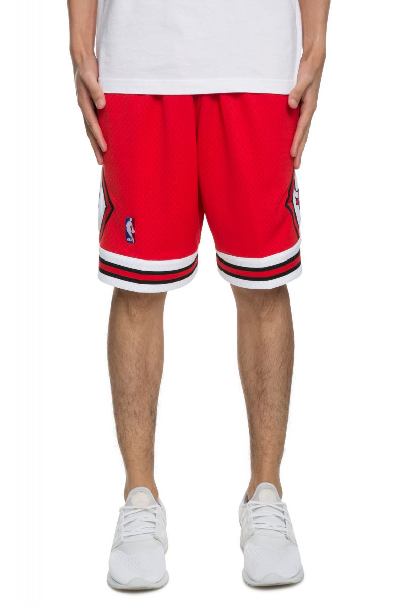 chicago bulls shorts mitchell and ness