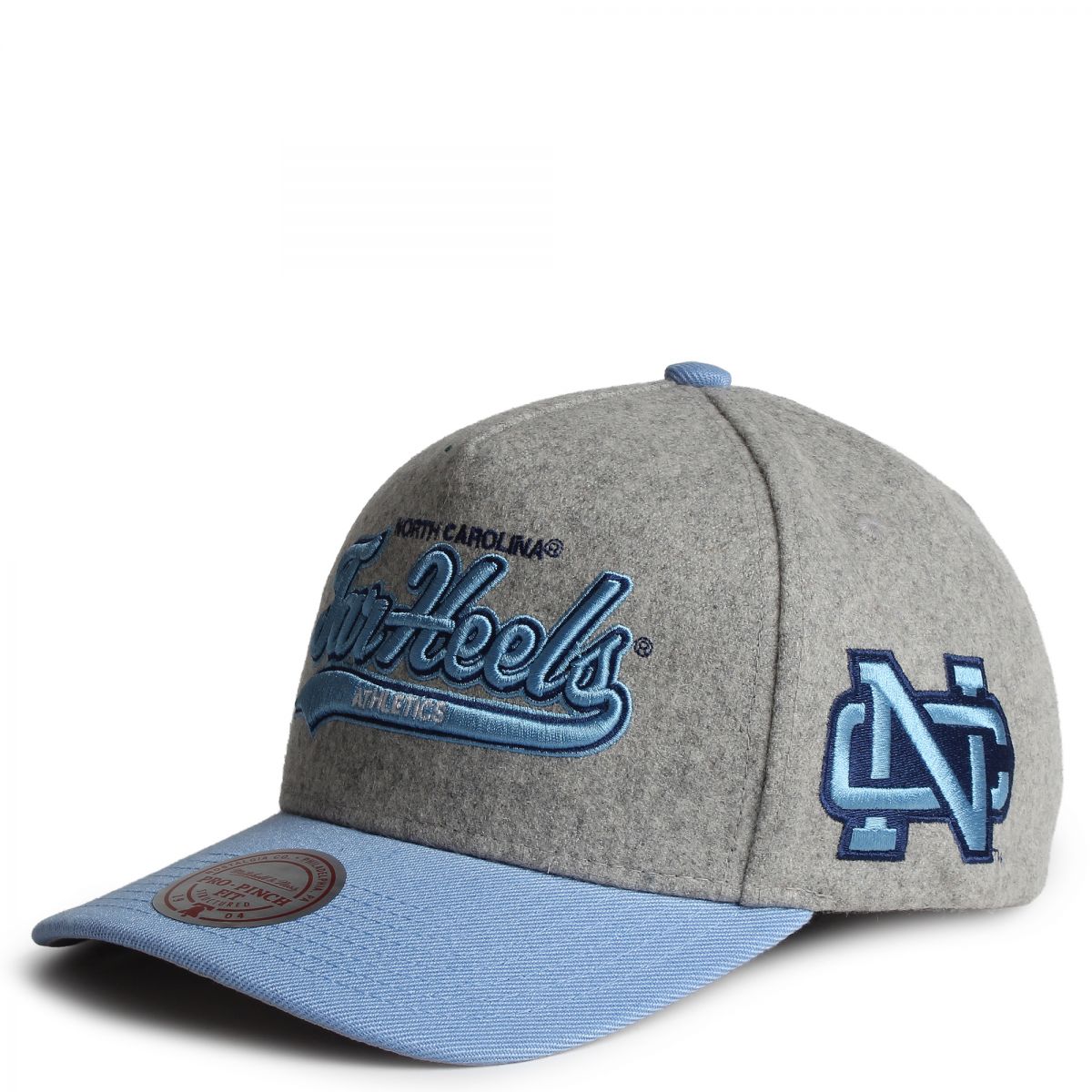 レディース North Carolina Tar Heels 新品 Sサイズ PREORDER - Carolina Tar Heels Light Blue Embroidered Mock Neck