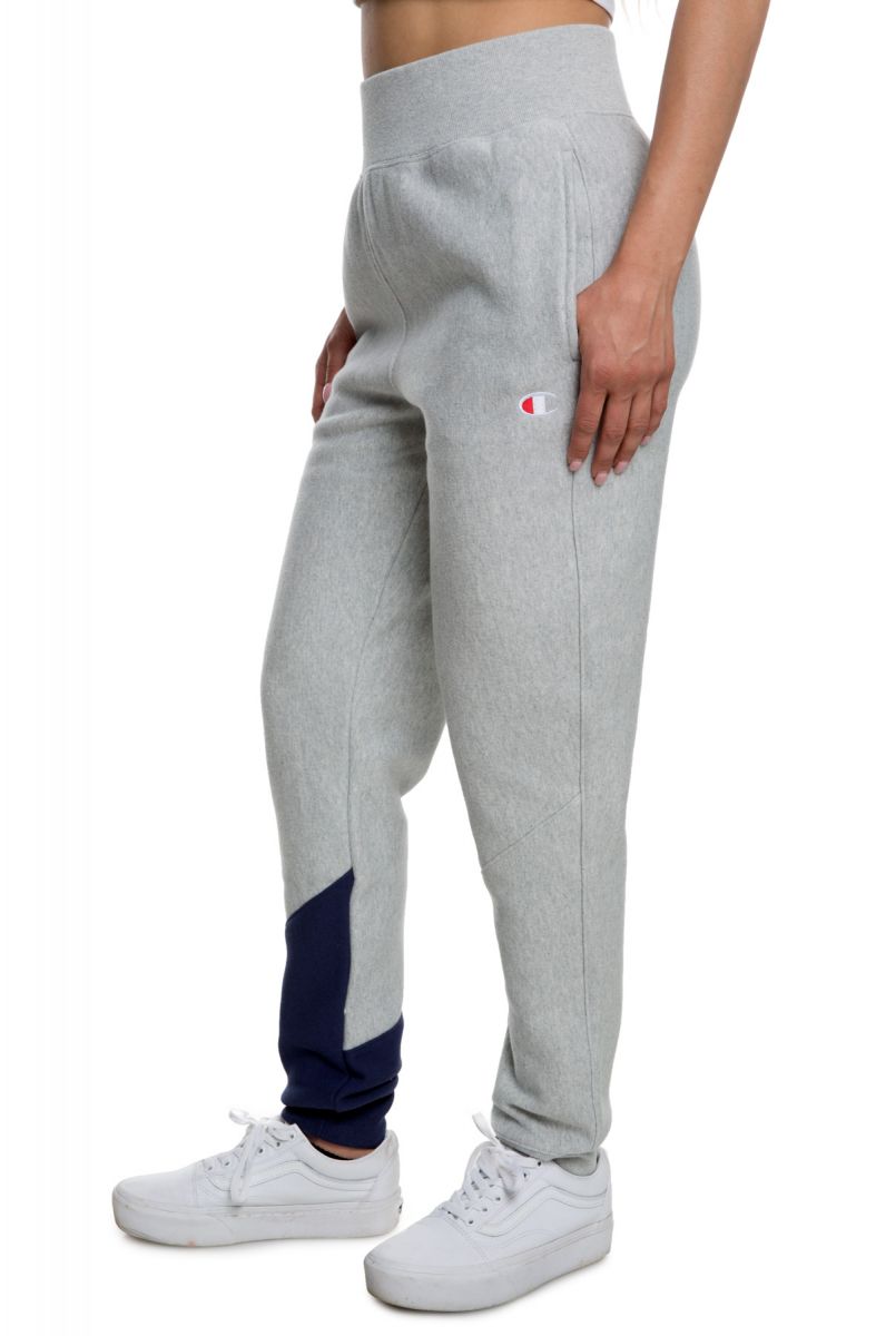 champion womens reverse weave jogger with chainstitch c logo