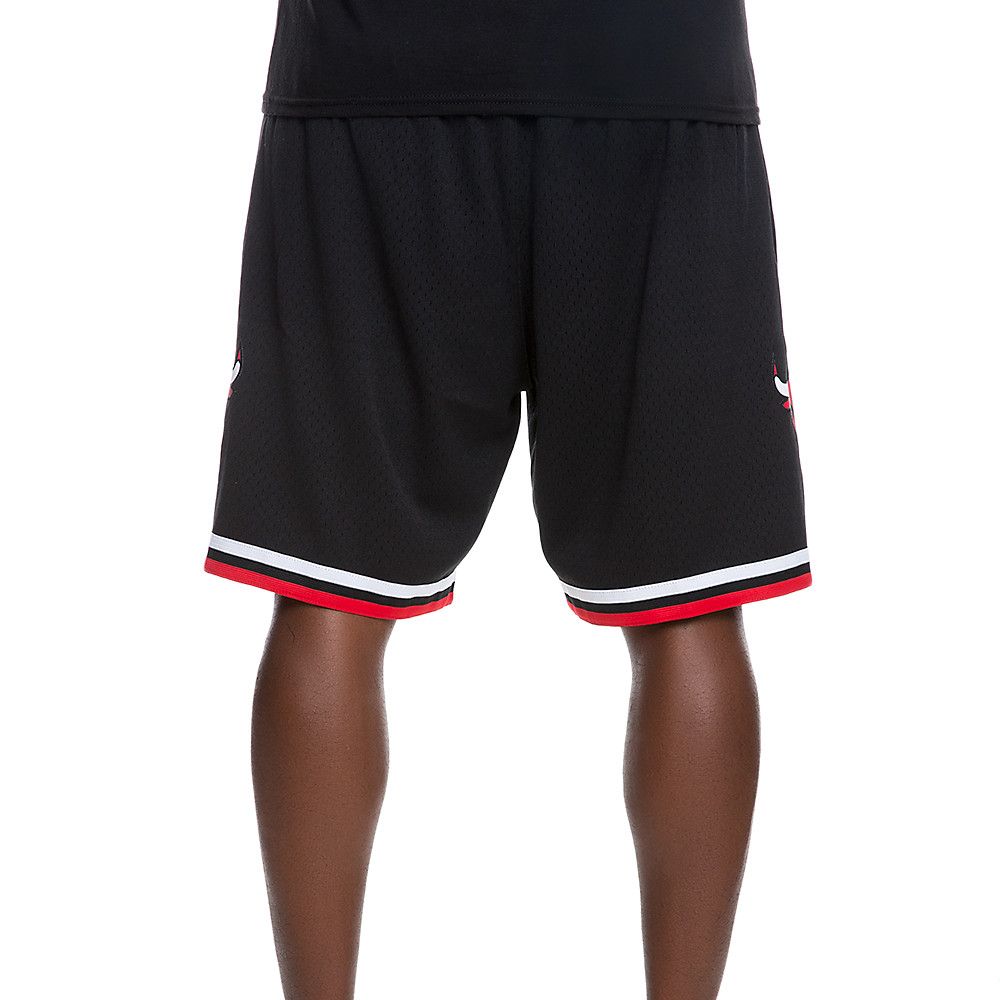 MITCHELL & NESS Chicago Bulls Shorts BLACK 540B 300 7CBUQPV - Karmaloop