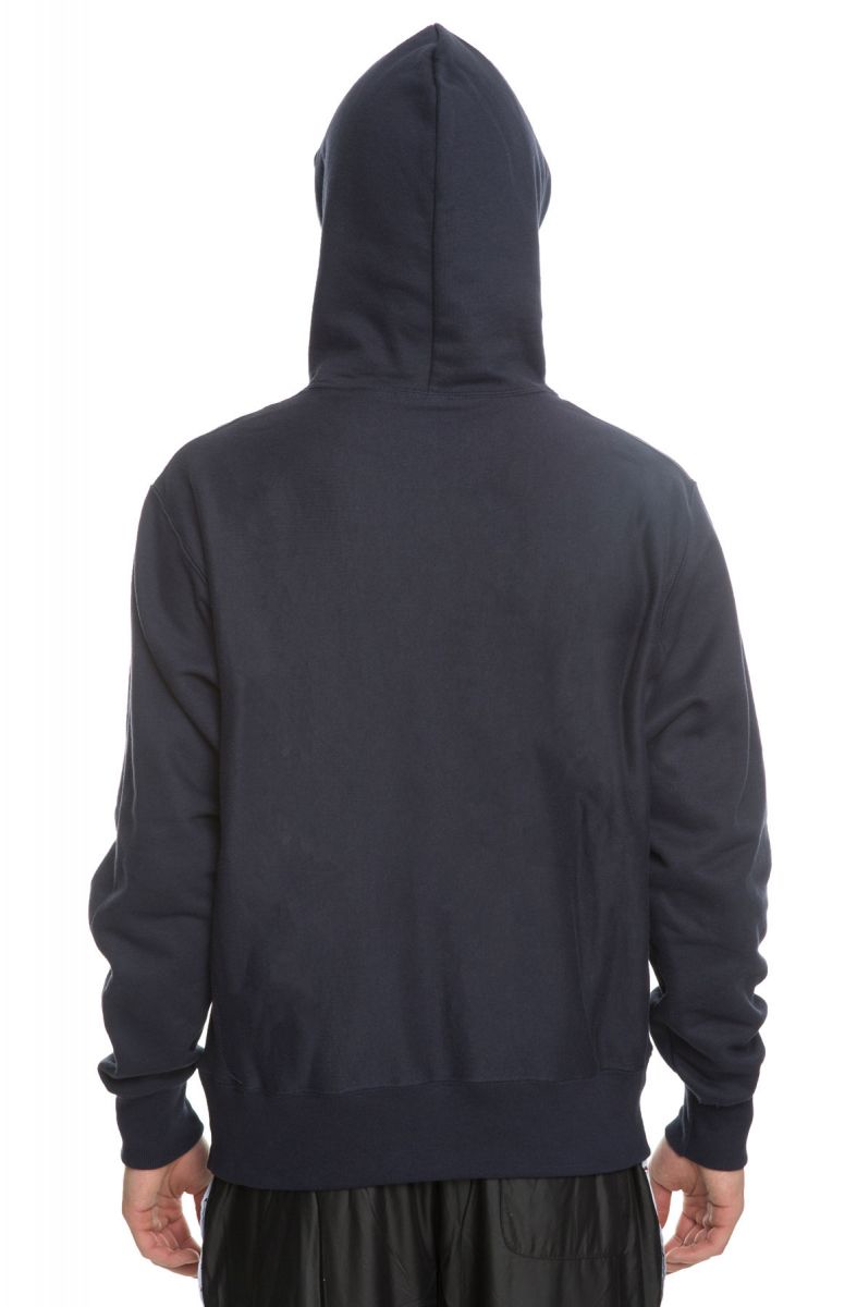 CHAMPION The Reverse Weave Pullover Hoodie in Navy GF68-Y06145-NYC