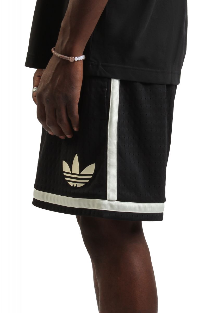 ADIDAS Originals Basketball Shorts JD5198 - Karmaloop