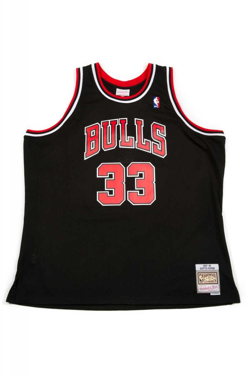 Mitchell & Ness Men's NBA Swingman Alternate Jersey Bulls 1997 Scottie Pippen main image 1