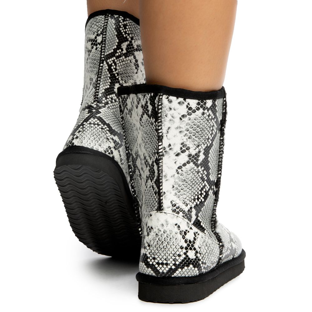lizzah bootie