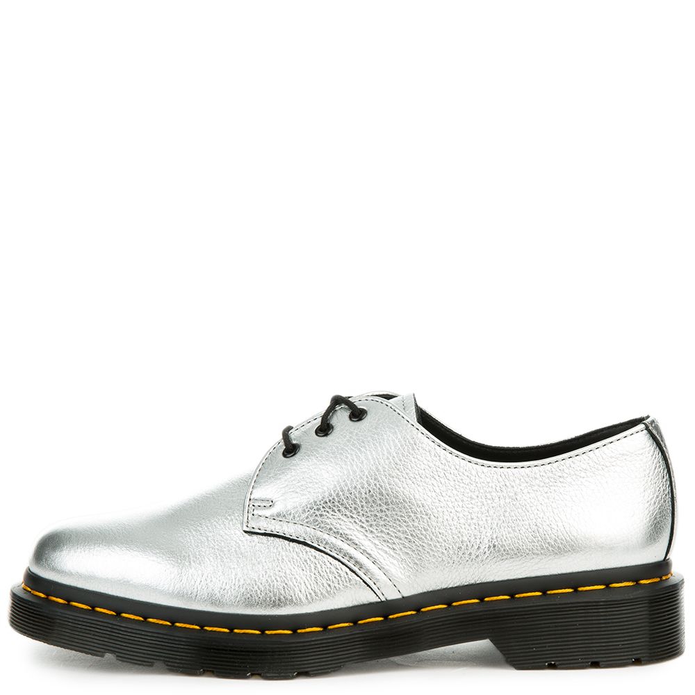 metallic silver oxford shoes