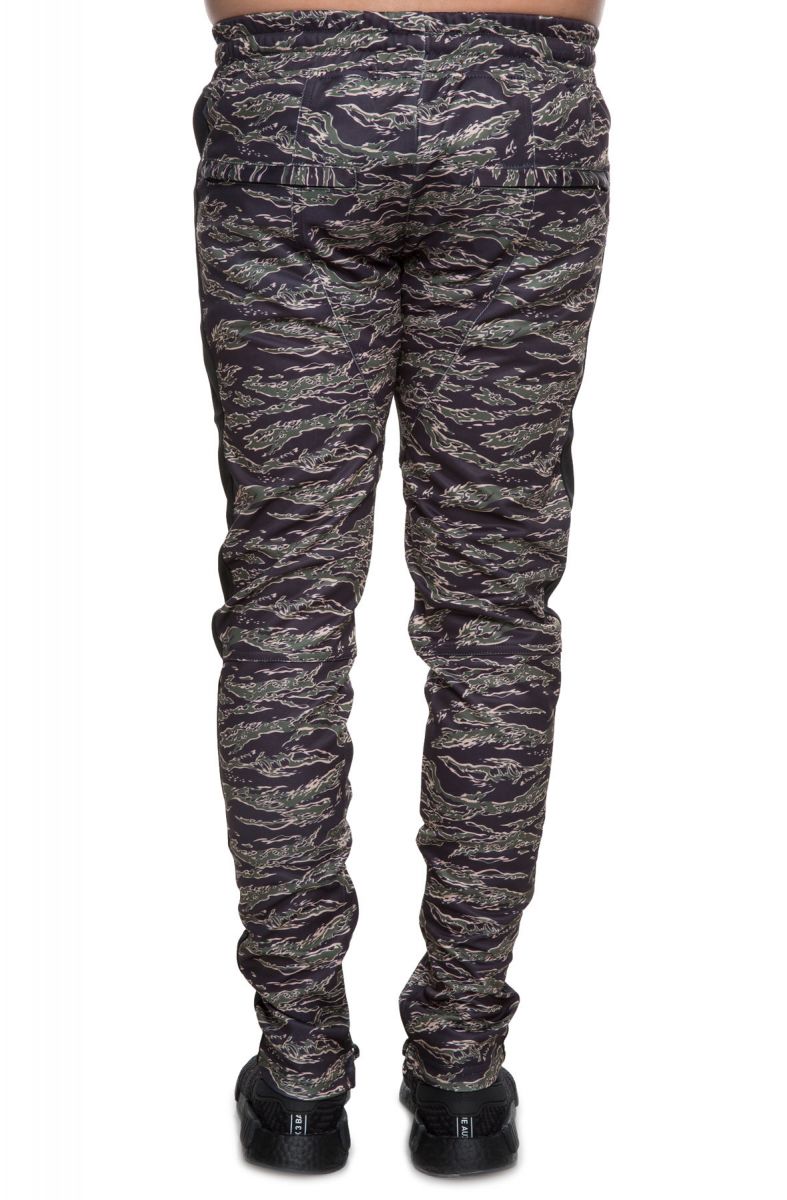 nike tiger camo pants