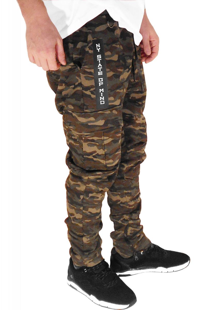 women's fleece cargo sweatpants