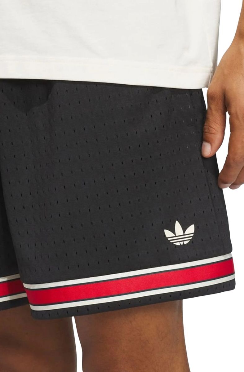 ADIDAS Originals Sideline Short KG2846 - Karmaloop