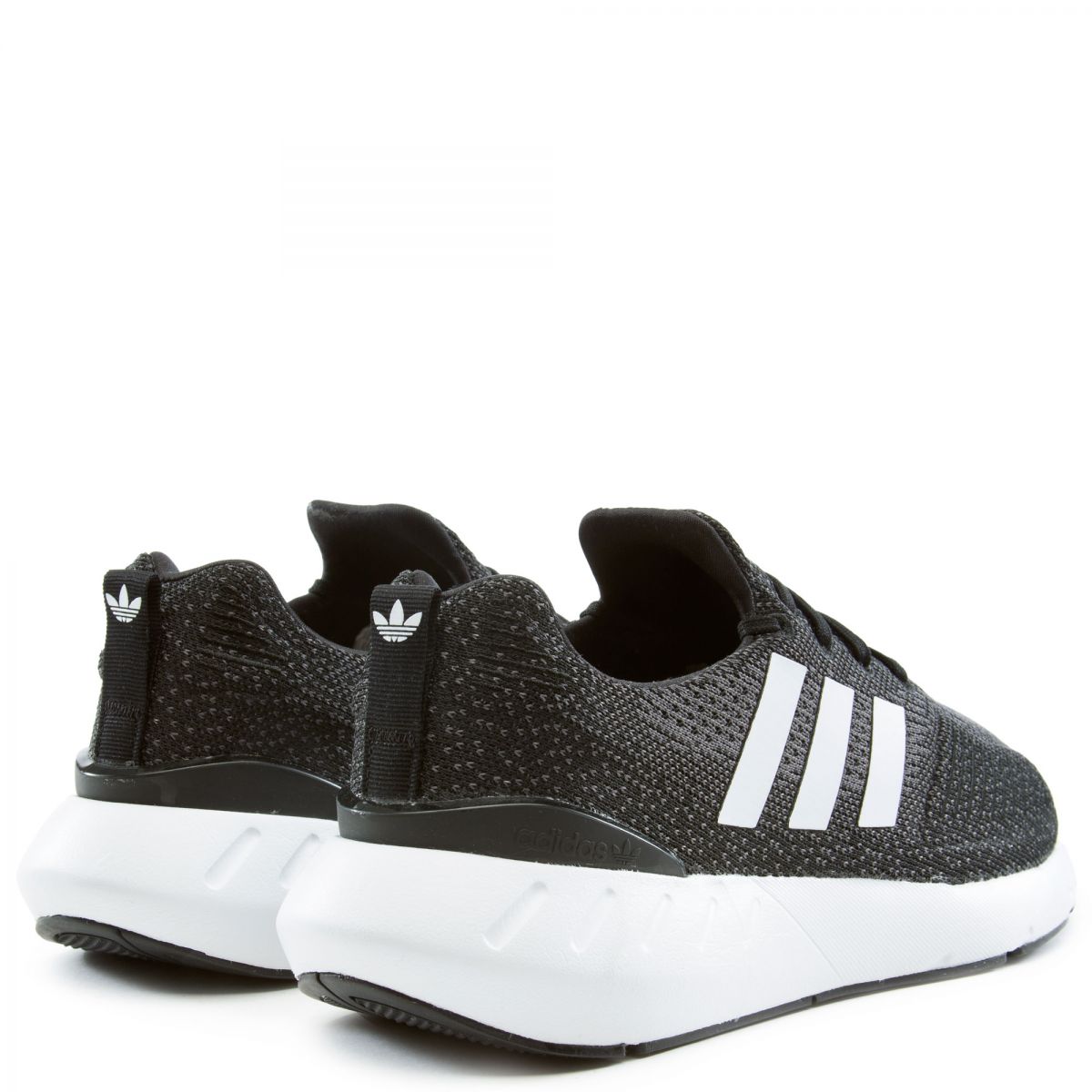 Adidas swift run noir hot sale