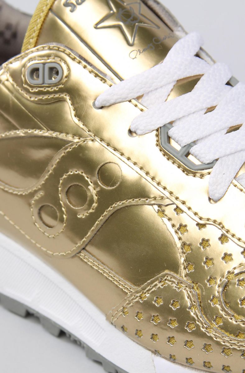 Play Cloths The Play Cloths X Saucony Sneakers In Metallic Gold