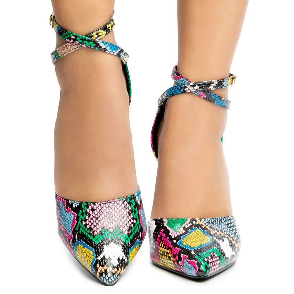 clear wedges