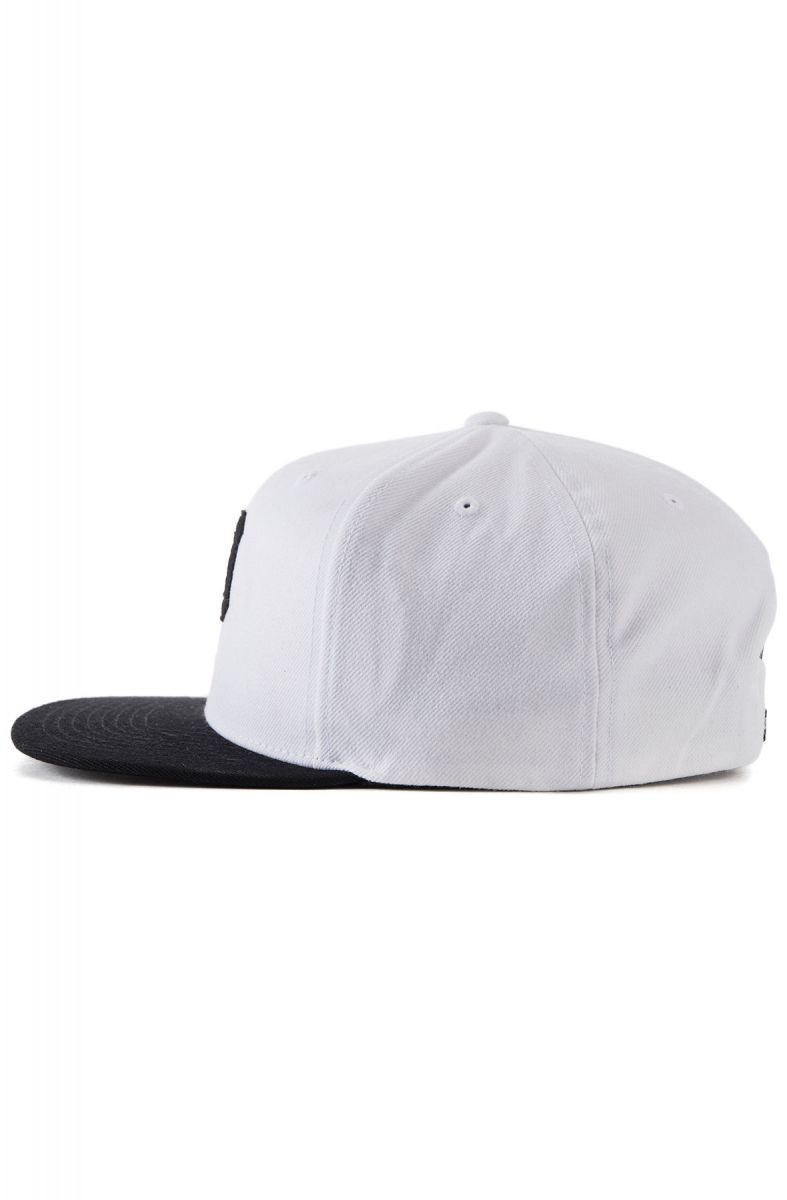 PRIMITIVE The Slab P Snapback in White PASB00015-WHT - PLNDR