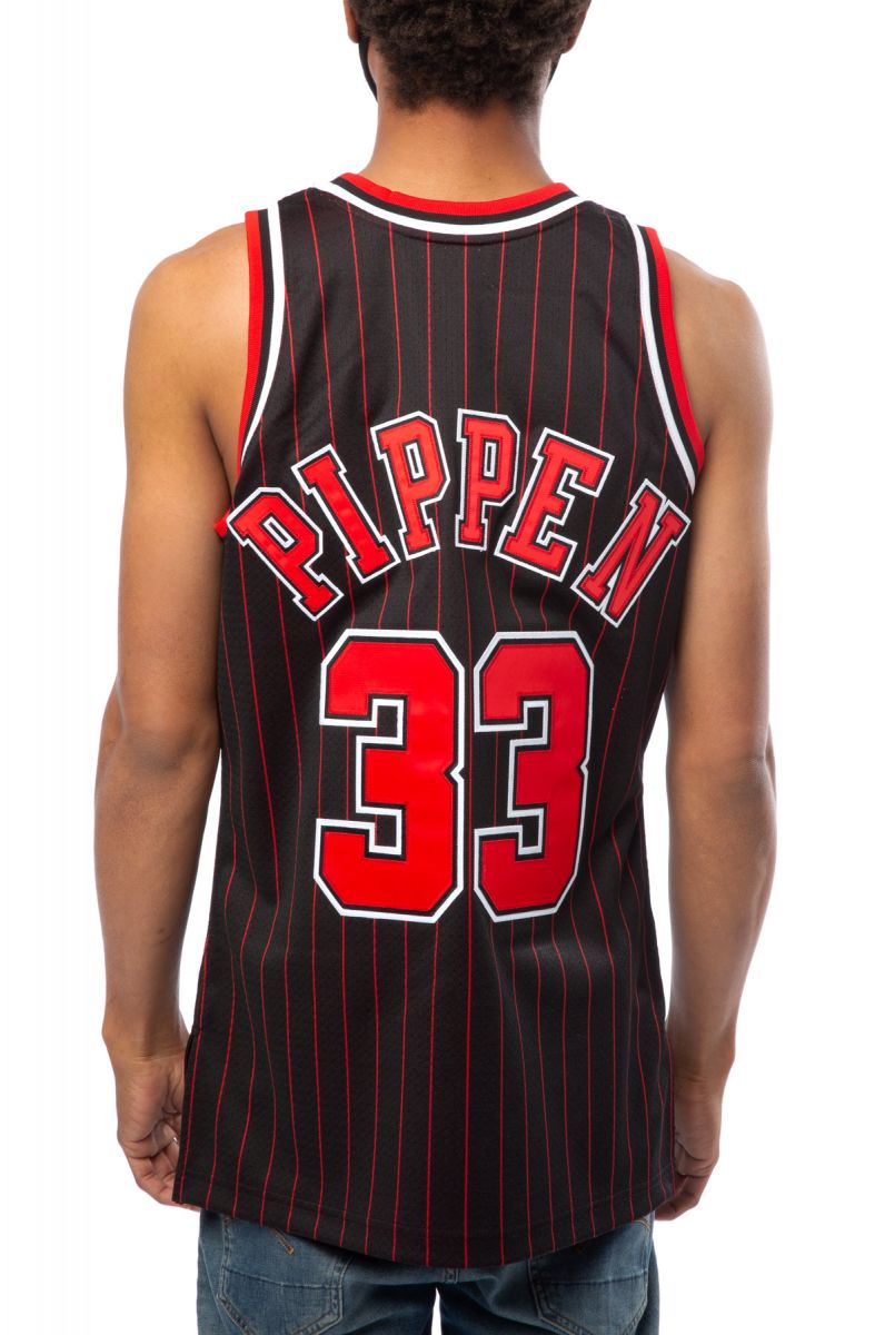 Mitchell & Ness Scottie Pippen 1995-96 Authentic Jersey Chicago Bulls