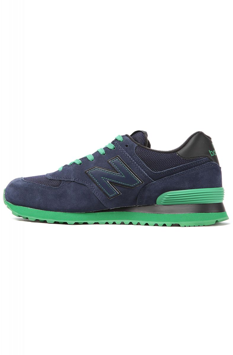 New Balance Sneaker 574 Sole Pack in Navy Blue & Green