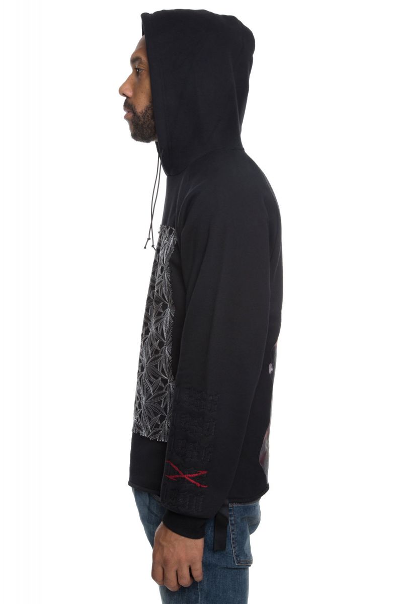 DETACHE LABS The Real Tree Embroidered Pullover Hoodie in Vanta Black ...