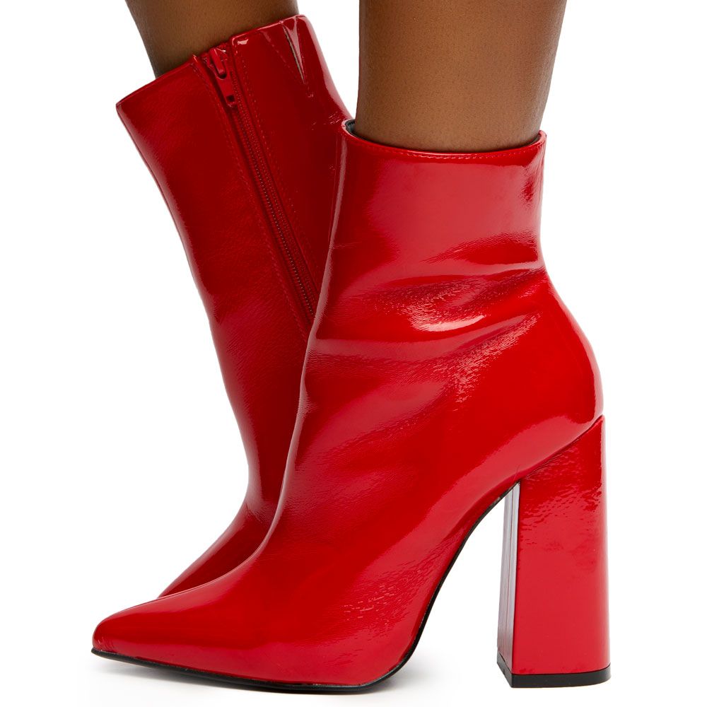 pointy booties