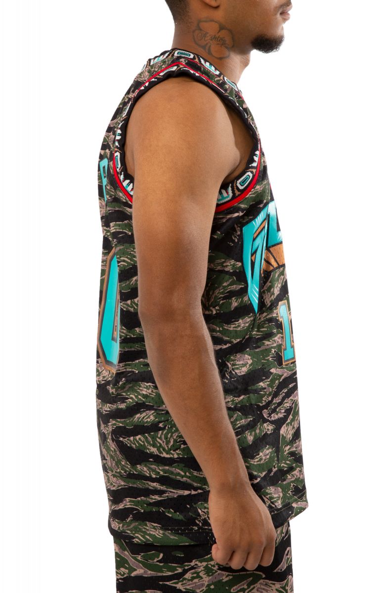 MITCHELL & NESS Vancouver Grizzlies Mike Bibby 1998-99 Tiger Camo ...