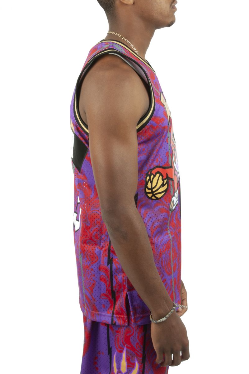 MITCHELL & NESS Vince Carter Toronto Raptors 1998-99 Asian Heritage  Swingman Jersey TFSM1248-TRA98VCARDPR - Karmaloop