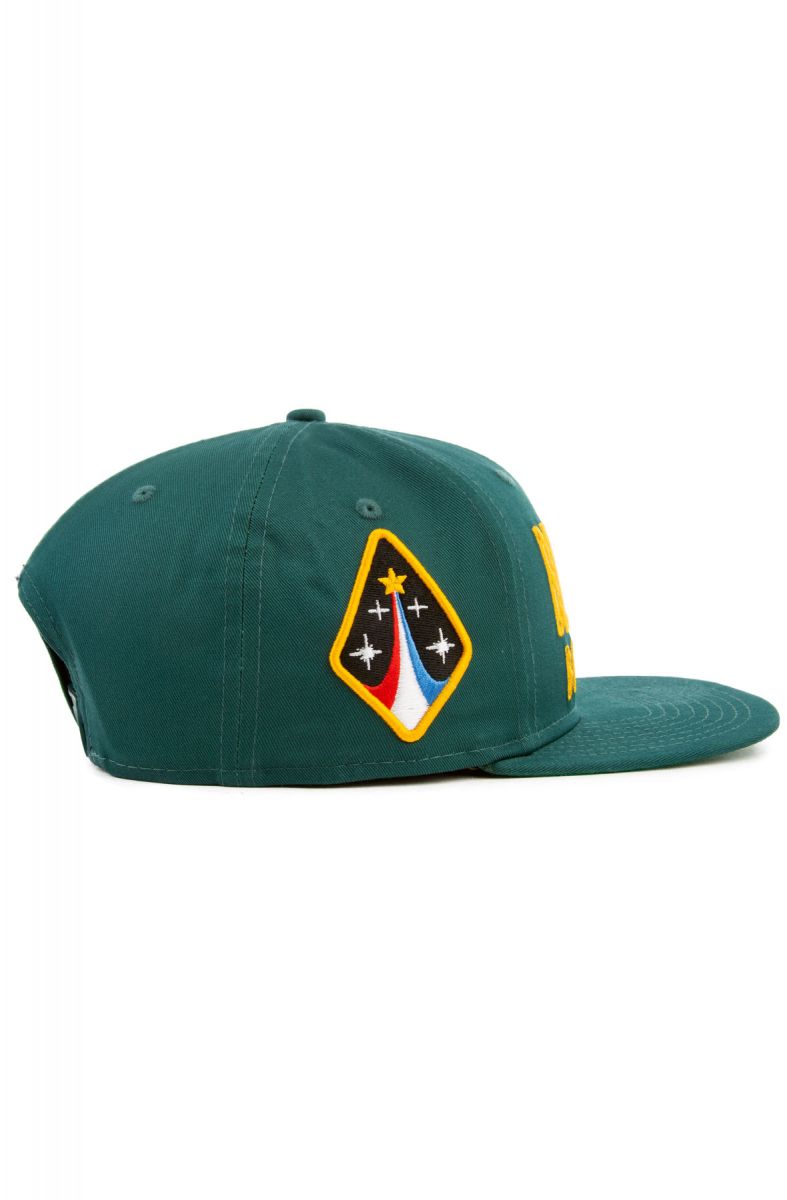 BILLIONAIRE BOYS CLUB Straight Snap Hat in Bayberry 8916802GREEN