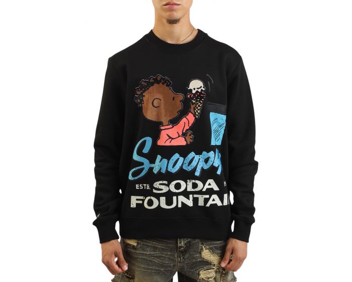 スヌーピー Mini Snoopy ramen cup noodle!! So cute and tasty 😋 We found this