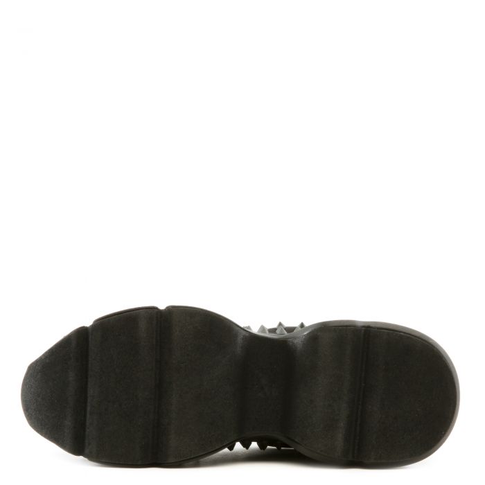 Stylist-1 Spikey Shoe