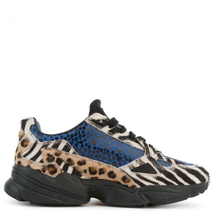 adidas falcon farfetch