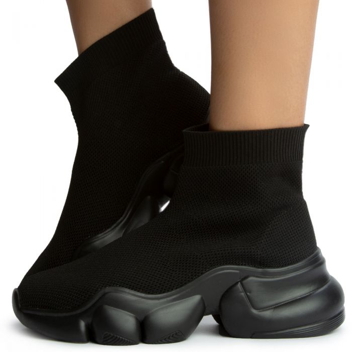 CAPE ROBBIN Rooney Slip On Sneakers ROONEY-BLACK PLNDR
