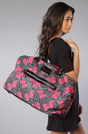 betseyville luggage