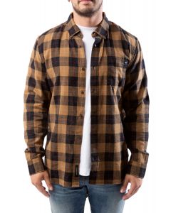 Van's Monties II Button Down